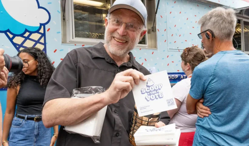PHILADELPHIA, PENNSYLVANIA - SEPTEMBER 16: Jerry Greenfield, co-founder of Ben & Jerry’s, partnered with MoveOn to hand out free ice cream at Franklin Square in Philadelphia during their Scoop The Vote tour to get-out-the-vote for Vice President Kamala Harris and Democrats down the ballot. on September 16, 2024 in Philadelphia, Pennsylvania. (Photo by Lisa Lake/Getty Images for MoveOn)